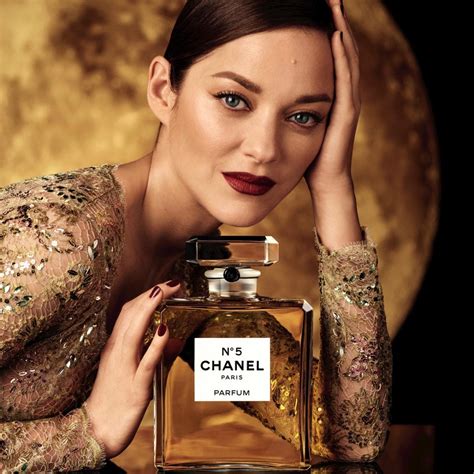 macy's chanel commercial actress|Chanel 5 campaign movie.